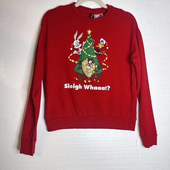 Divided H&M Christmas Taz Daffy Duck Bugs Bunny Sleigh Whaaat Red Shirt small - Picture 1 of 6